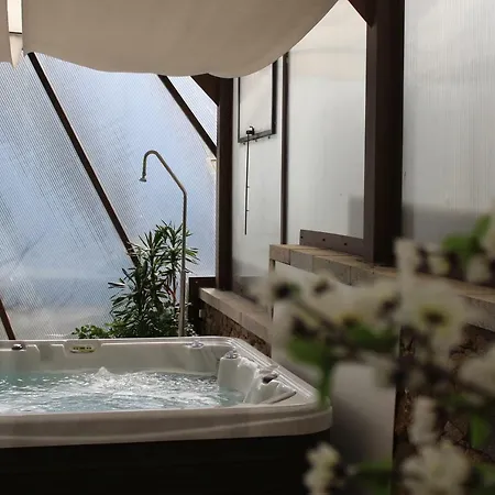 ゲストハウス Turismo Homes Solar Do Areal 3*